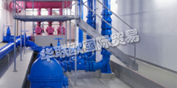 BRUGG集團(tuán)擁有24個(gè)生產(chǎn)基地和30多個(gè)銷售部門，在所有重要的工業(yè)國(guó)家都有代表。1896年，Gottlieb Suhner成立了一家最終成為BRUGG的電纜廠。