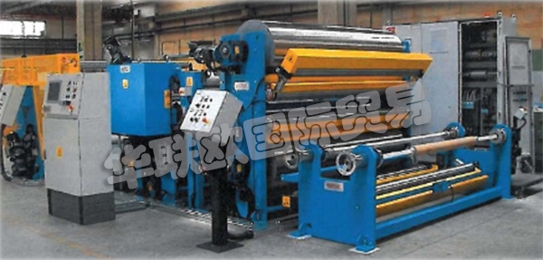 意大利COMERIO公司主要供應(yīng)：非織造布加工機(jī)器、熱粘合壓延機(jī)、實(shí)驗(yàn)室機(jī)器、特殊的高壓延機(jī)、超聲波壓延機(jī)、壓紋壓延機(jī)、熱軋系統(tǒng)、外圍鉆機(jī)缸、完整的熱粘合設(shè)備、橡膠加工機(jī)器、內(nèi)部混合機(jī)、混合機(jī)、圓筒研磨機(jī)、特殊壓光機(jī)，切割單元、自動(dòng)絡(luò)筒機(jī)、完整壓光系統(tǒng))、飼料擠出機(jī)、壓光機(jī)、特殊壓光機(jī)、自動(dòng)繞線機(jī)、壓花系統(tǒng)、用于壓延的成套設(shè)備。