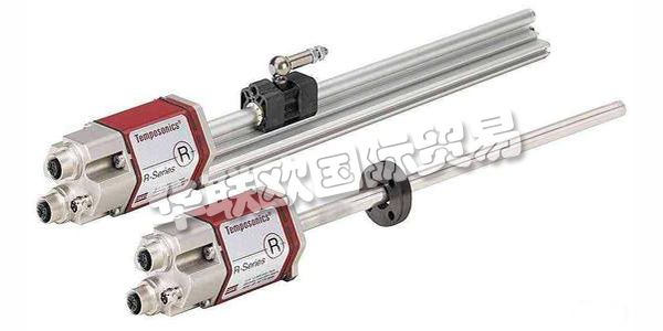 位移傳感器又稱為線性傳感器，是一種屬于金屬感應(yīng)的線性?器件，傳感器的作用是把各種被測物理量轉(zhuǎn)換為電量。位移是和物體的位置在運動過程中移動有關(guān)的量，位移的測量方式所涉及的范圍是相當(dāng)廣泛的。小位移通常用應(yīng)變式、電感式、差動變壓器式、渦流式、霍爾傳感器來檢測，大的位移常用感應(yīng)同步器、光柵、容柵、磁柵等傳感技術(shù)來測量。下文為您介紹MTS位移傳感器。