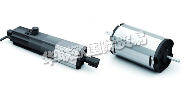 德恩科是世界一流的運(yùn)動(dòng)控制領(lǐng)域供應(yīng)商，它提供的優(yōu)質(zhì)的傳動(dòng)控制解決方案，滿足了客戶對(duì)成本和可靠性日益增長的需求。標(biāo)準(zhǔn)化的電機(jī)、齒輪箱和模塊化配件的高度靈活性使?jié)M足客戶特定需求的完美運(yùn)動(dòng)解決方案成為可能。對(duì)客戶來說，這意味著更好的質(zhì)量控制，降低庫存和減少生產(chǎn)時(shí)間。德恩科對(duì)促進(jìn)可持續(xù)發(fā)展一直非常重視。因此，他們特別致力于注意對(duì)環(huán)境保護(hù)而選擇和使用高效和節(jié)能的原材料來進(jìn)行生產(chǎn)。早在2002年，德恩科就通過了ISO14001環(huán)境質(zhì)量體系認(rèn)證。下文為您介紹德恩科電機(jī)。